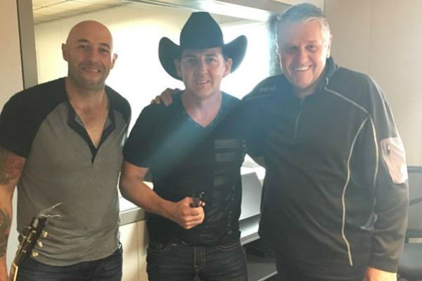 Lee Kernaghan – 4BC