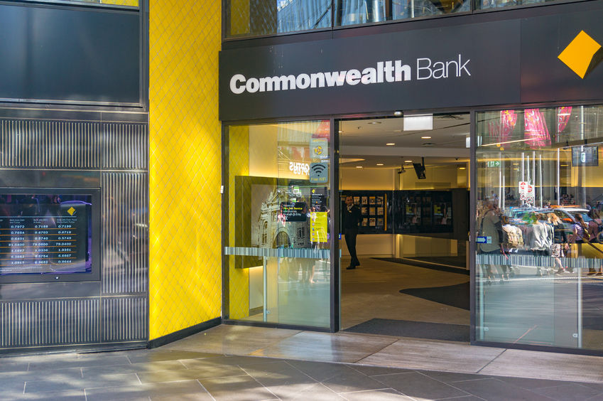 Article image for CBA tempts thousands after glitch allows customers to overdraw