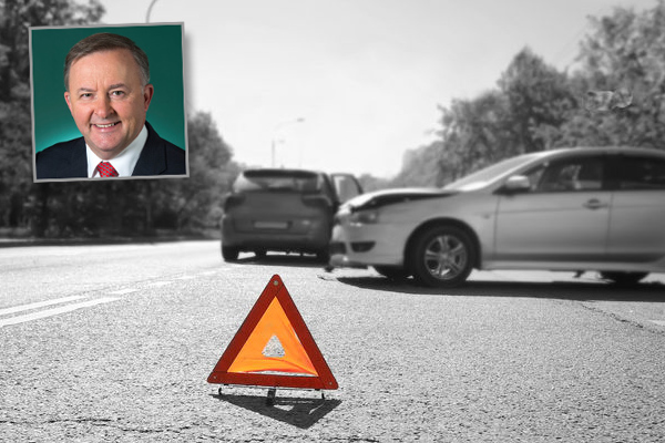 Article image for Inquiry into road safety after record number of deaths