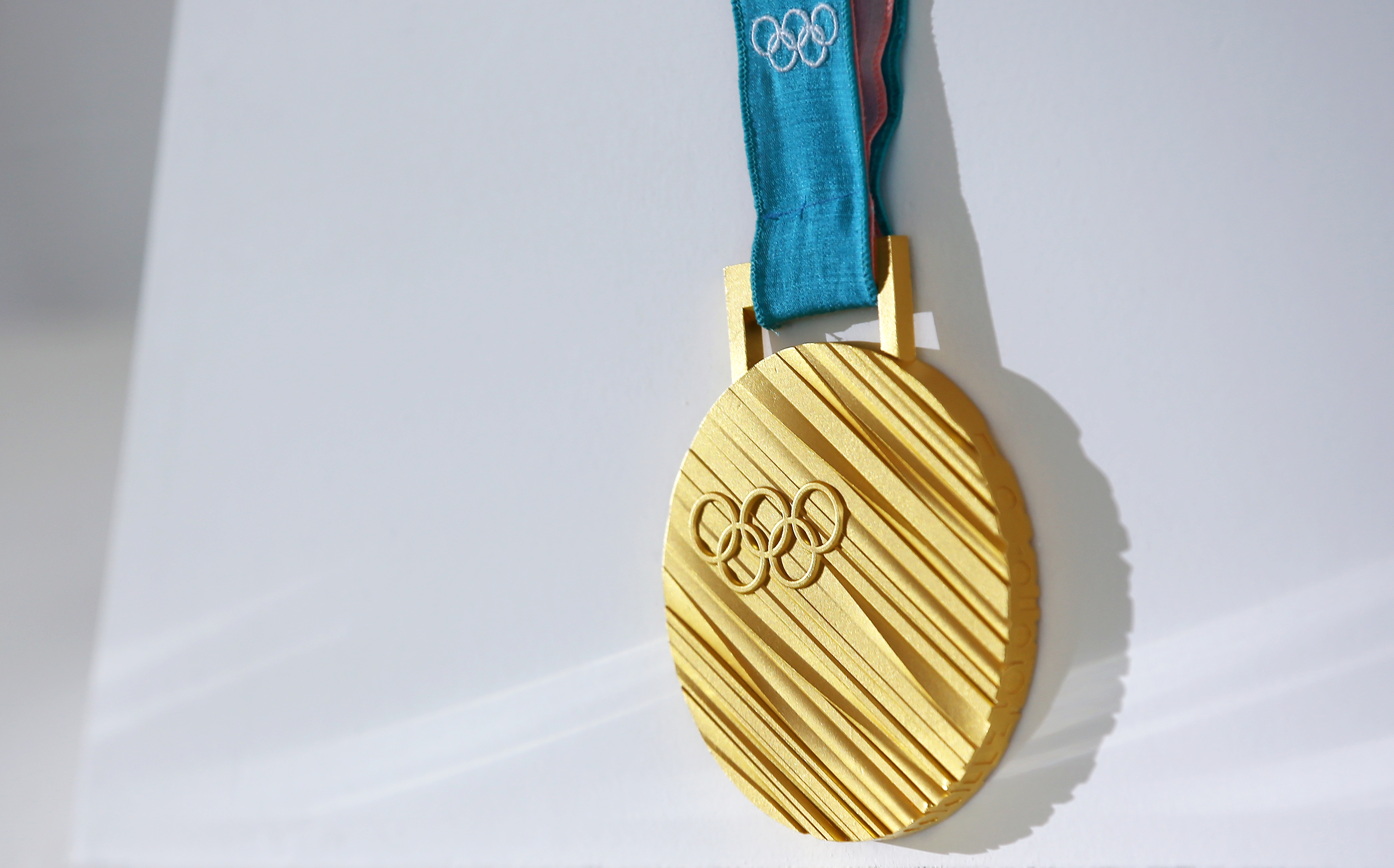 Ariarne Titmus swam ‘gutsy, tactical race’ to claim gold, Laurie Lawrence says
