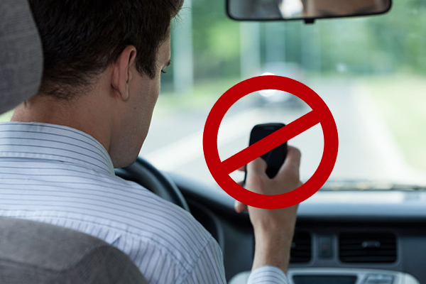 Article image for World first cameras to detect those texting and driving