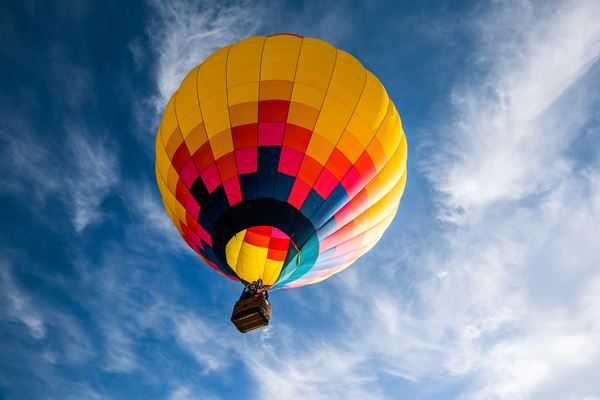 Article image for Is hot air ballooning actually safe?