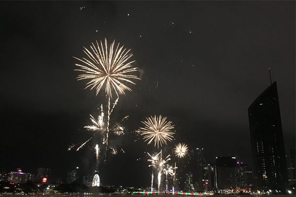 Article image for New Year’s Eve: Thunderstorms held back to reveal stunning fireworks display