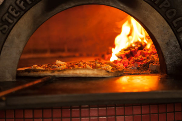 Article image for Pizza business has phone cut off after refusing NBN service