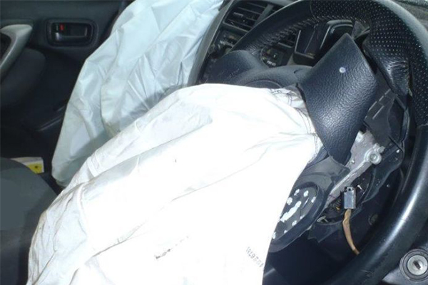 Article image for More than two million cars to be recalled over faulty airbags