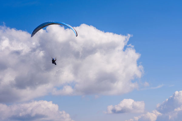 Article image for Adventurous 100-year-old takes to the skies to celebrate his birthday