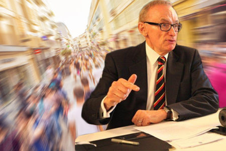 Bob Carr demands action on immigration but admits he did nothing while in government