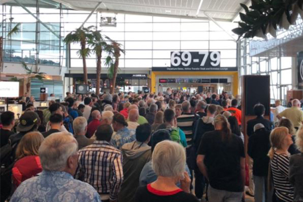 Article image for Brisbane Airport in lockdown as police investigate security concern