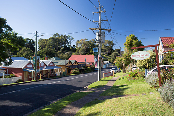 Article image for We must encourage migrants to move to regional Australia