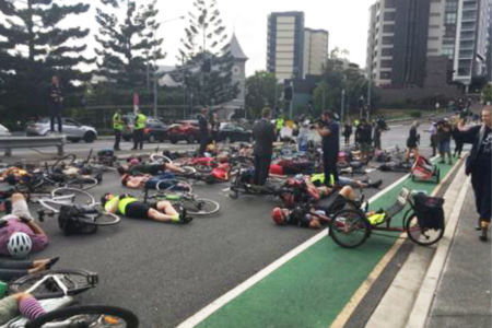 Mass cycling protest causes traffic chaos in Brisbane