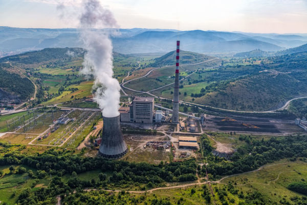 Article image for Craig Kelly backs Abbott on Paris Agreement