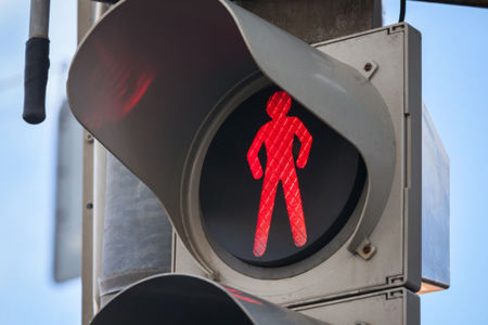 Brisbane City Council moves to halt jaywalkers with surveillance cameras