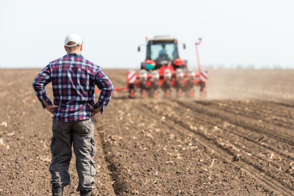 Article image for $444 million for the Great Barrier Reef, but only $190 million for our farmers?