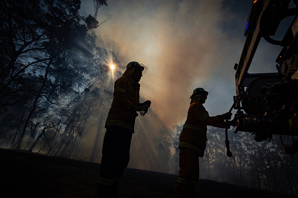 Article image for Four teenagers charged with lighting Blue Mountains bushfire