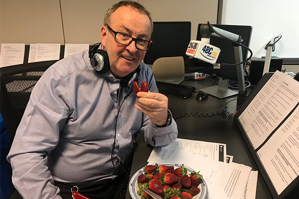 Article image for Don’t chuck ’em, cut ’em: Chris Smith urges listeners not to boycott strawberries