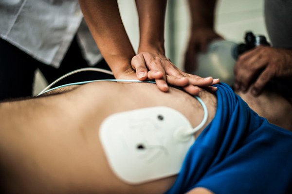 Article image for What you need to know if someone goes into cardiac arrest
