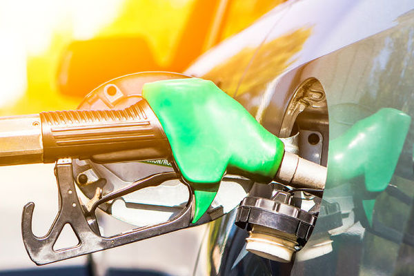 Petrol price monitoring finally begins in Queensland