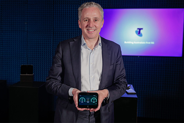 Telstra unveils first look at 5G network, 160-times faster than NBN