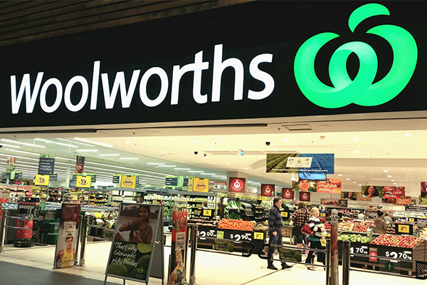 Article image for Woolies dodges Ray Hadley as Union goes to Fair Work Commission