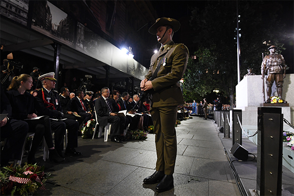 Australians commemorate ANZAC Day across the country
