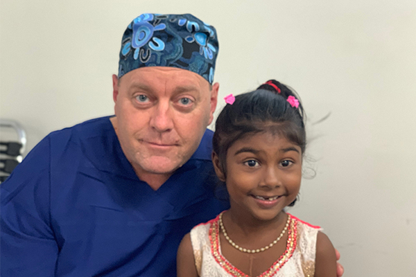 Article image for 850th Fijian patient operated on by phenomenal Aussie surgeon