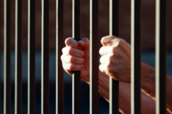 ‘Deal with it’: Prisoners complain about jail food, lack of colouring pencils