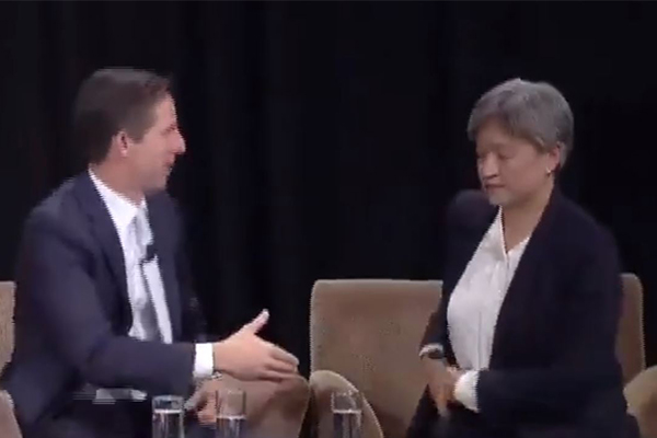 Article image for WATCH | Penny Wong refuses to shake Liberal senator’s hand
