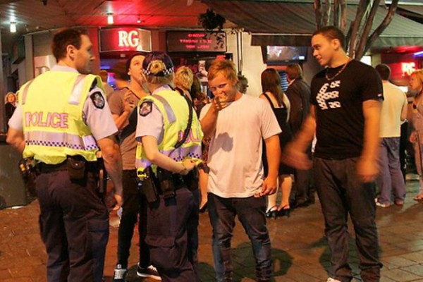Study finds no benefit from Lockout Laws