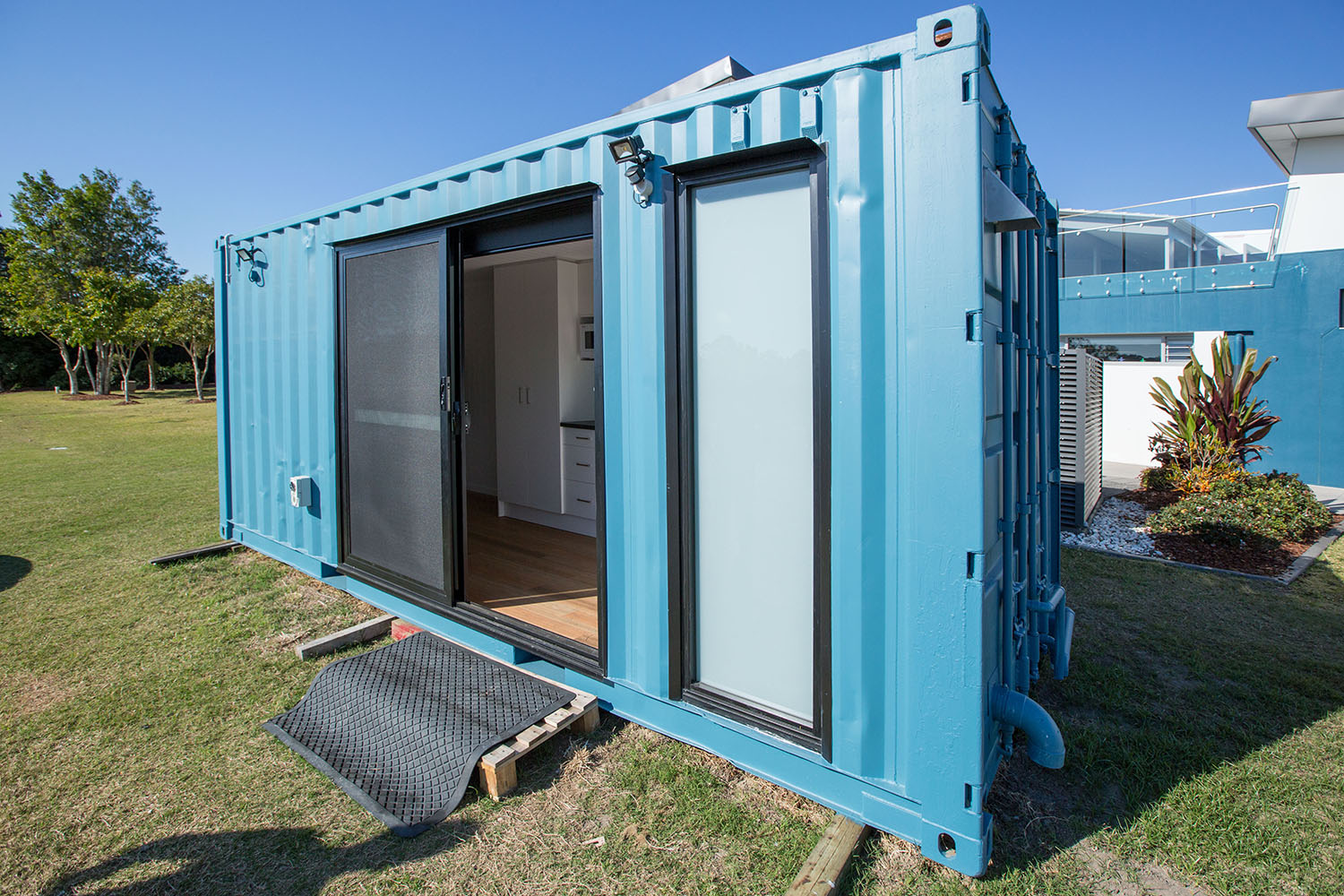 Containing the emergency housing problem