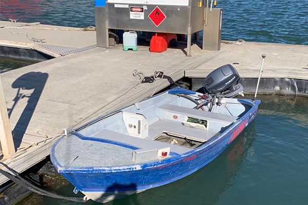 Police launch desperate search for QLD fishermen after discovering abandoned boat