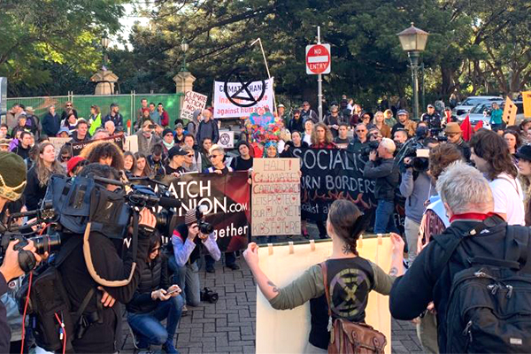 Article image for ‘Raving lunatics’ shut down Brisbane CBD, multiple protesters arrested