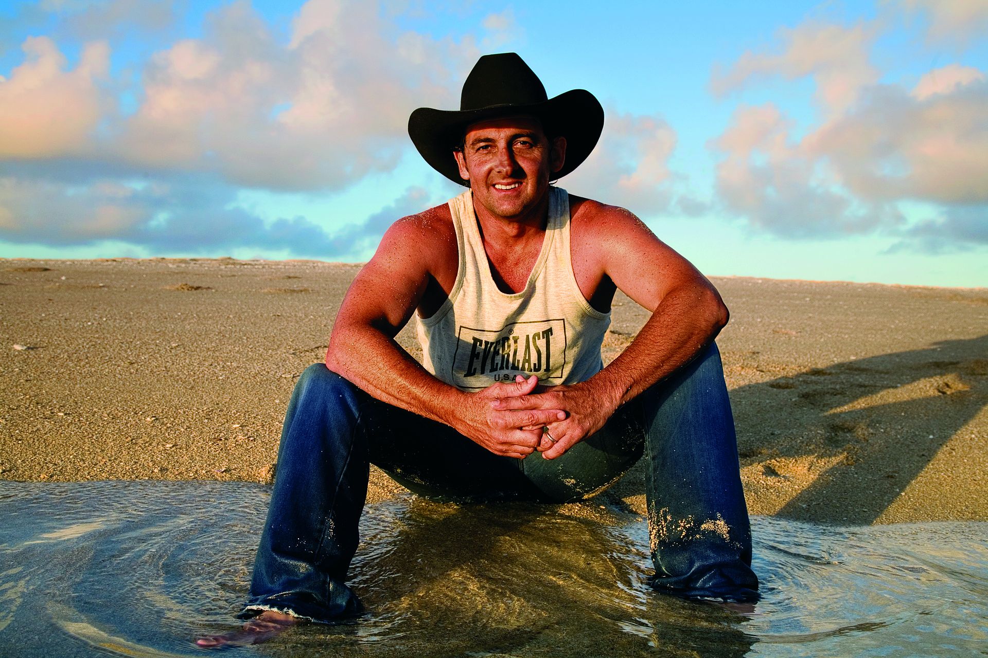 ‘A knockout experience’: Lee Kernaghan announces huge QLD country music festival