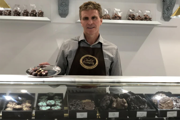 Article image for Paralympian breaks down on-air after having to shut his Brisbane chocolate shop