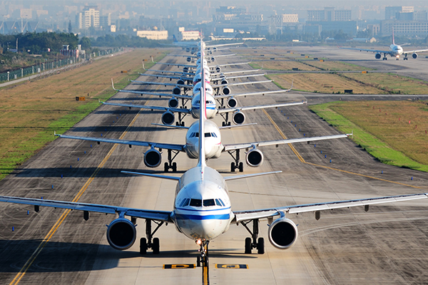 Article image for Airlines lose out in battle with airports