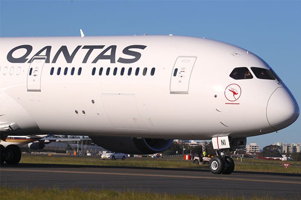 Article image for Qantas urged to take safety ‘more seriously’ after failing to check planes for cracks