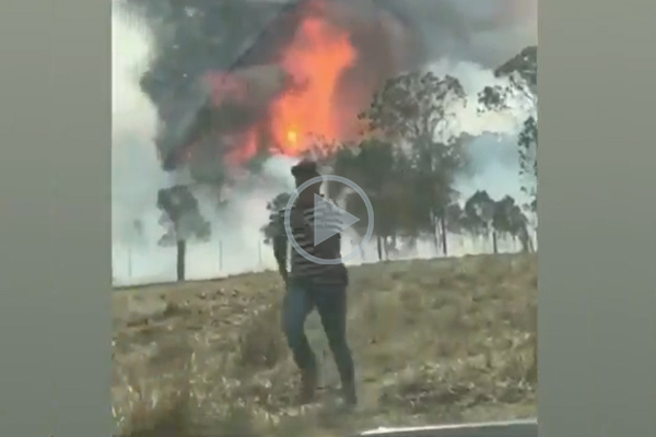 Article image for NRL star Latrell Mitchell helps farmers fighting the bushfires
