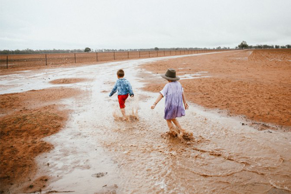 Article image for Farmers rejoicing as much-needed rain hits parts of NSW and QLD