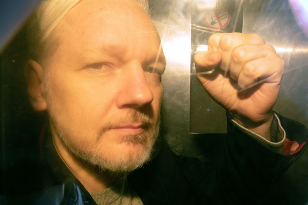 Article image for ‘He’s our ratbag’: Pleas for government to bring Julian Assange ‘home’