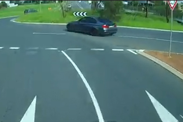 Article image for WATCH | Dashcam shows hoon drifting through roundabout