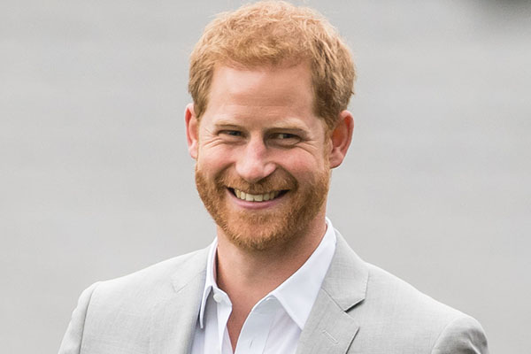 Article image for PRANK CALL | Do you think this is Prince Harry?