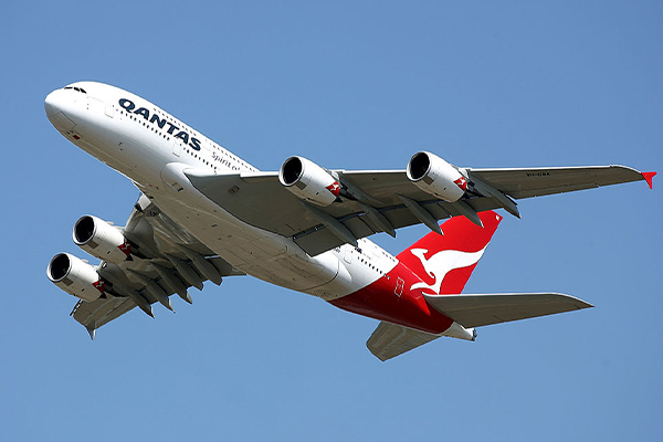 Article image for Burden falls to workers as Qantas tries to stay afloat