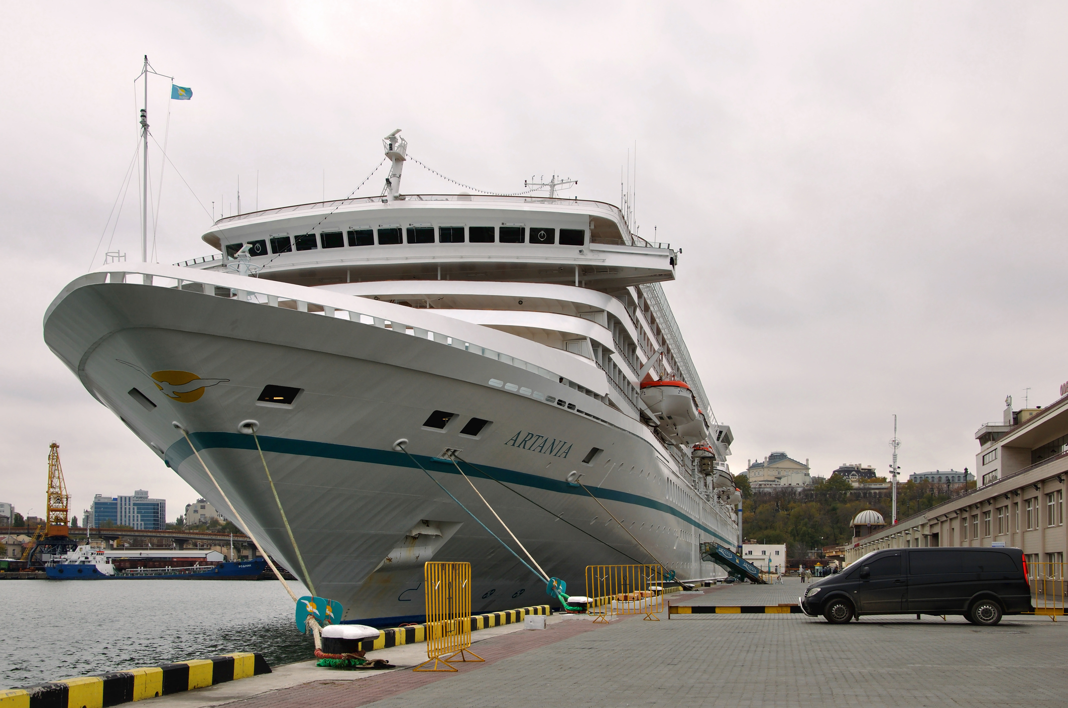 Article image for ‘We were kept in the dark’: Cruise ship with sick crew refuses to leave Australian waters