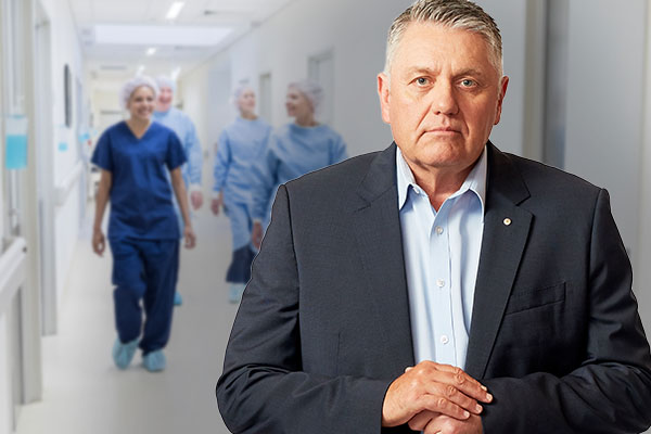 Article image for ‘These people are heroes’: Ray Hadley encourages public to call out attacks on nurses