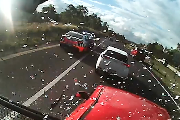 Article image for WATCH | Terrifying M7 multi-vehicle crash caught on dashcam