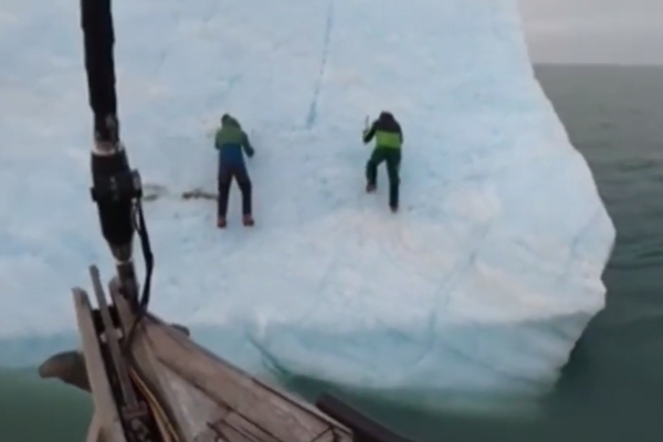 Article image for WATCH | Arctic explorers thrown into freezing sea lucky to survive