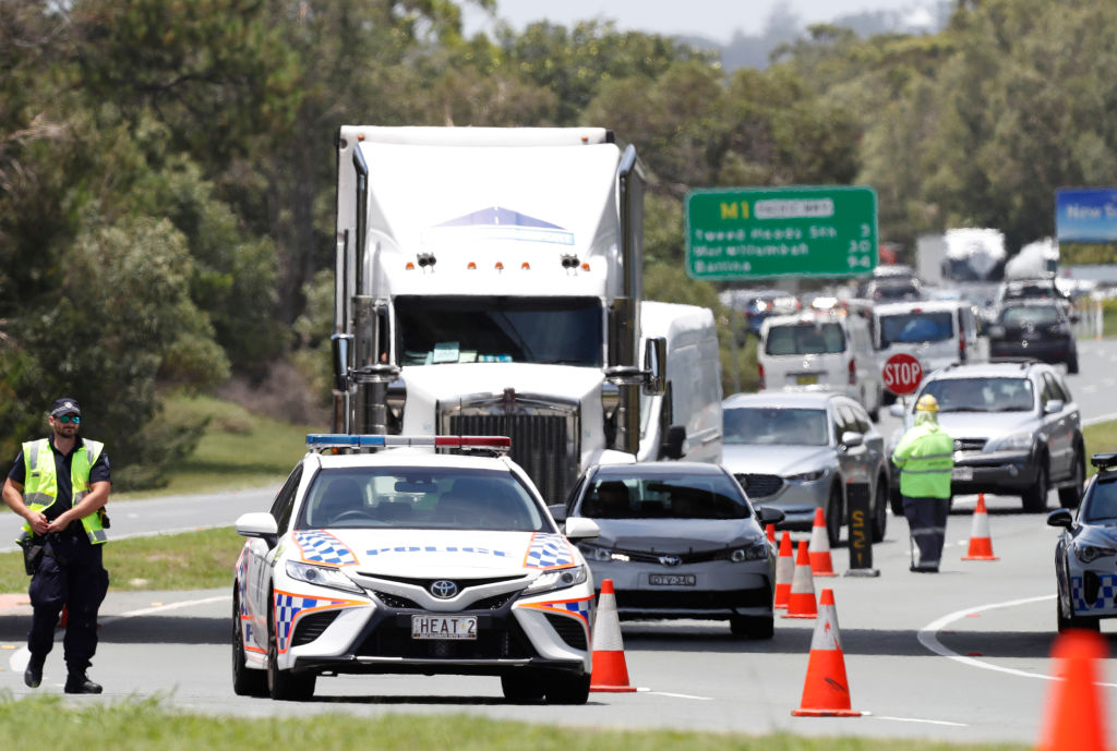 Article image for Drivers place police resources under strain at border checkpoints