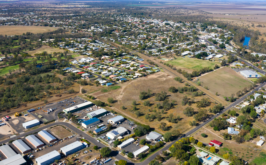 Article image for The town with no official weather station guesses top temperature