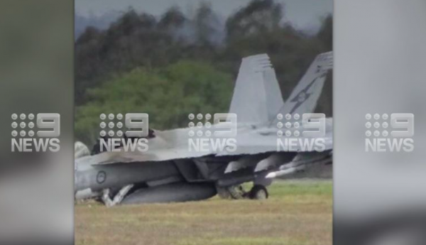 Article image for Fighter jet fleet grounded after pilots forced to eject from Super Hornet
