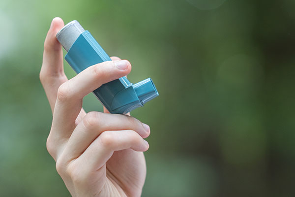 Article image for Michael Clarke hails new technology to help those suffering with asthma