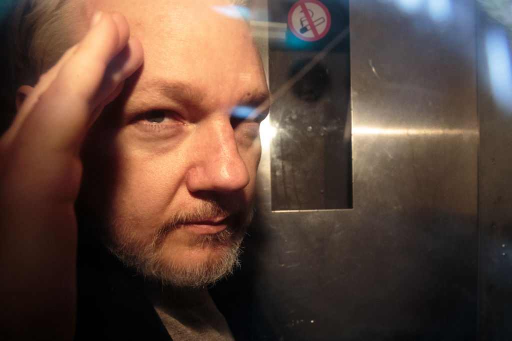 Article image for Julian Assange extradition appeal stokes anger at Australian government